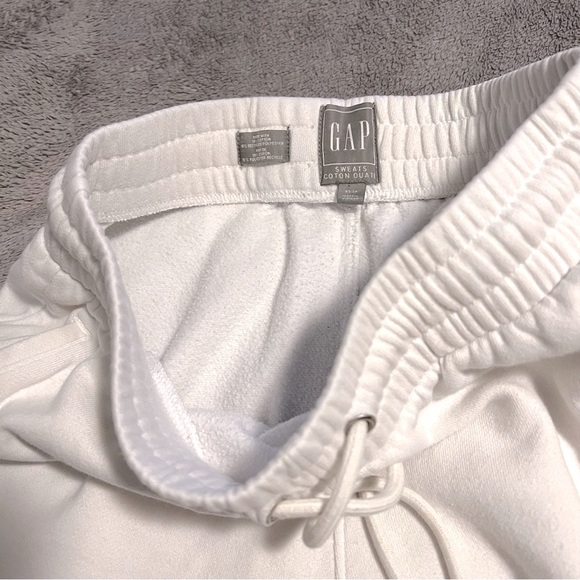 Joggers 🤍 - Picture 7 of 10